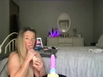 Pinkpussylacey Chaturbate stream image from January 13, 2025
