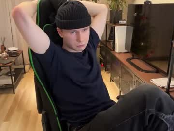 Boykik Chaturbate stream image from January 13, 2025