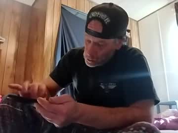 Dicdon8in Chaturbate stream image from January 13, 2025