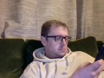 Ginwood Chaturbate stream image from January 13, 2025