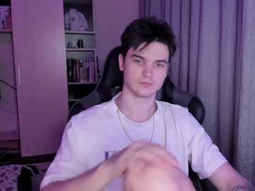 Kyroro_Lucifer Chaturbate stream image from January 13, 2025