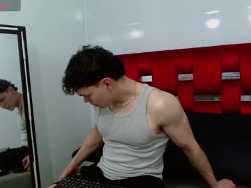 Leo_Morris Chaturbate stream image from January 13, 2025