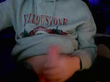Robinstyler Chaturbate stream image from January 13, 2025