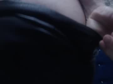 Vickycute52 Chaturbate stream image from January 13, 2025