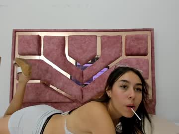 Rollygore_Lov Chaturbate stream image from January 13, 2025