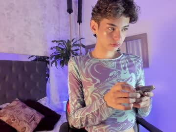 Tommy_Blossom Chaturbate stream image from January 13, 2025