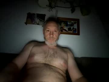 Andyberg8 Chaturbate stream image from January 13, 2025