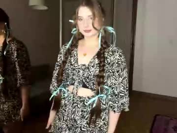 Selinahope18 Chaturbate stream image from January 13, 2025
