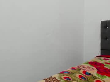 Shirly_Oficial Chaturbate stream image from January 13, 2025