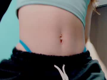 Zoe_Jones2 Chaturbate stream image from January 13, 2025