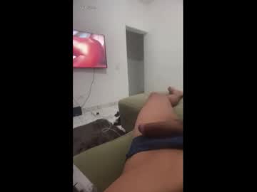 Baplakigel Chaturbate stream image from January 13, 2025