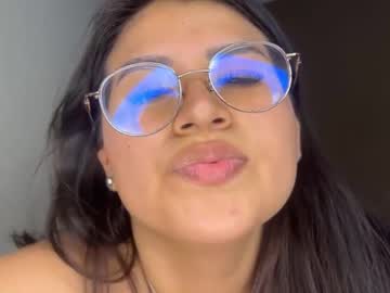 Ch3rryvlossom Chaturbate stream image from January 13, 2025
