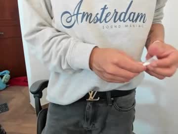 Joven777m Chaturbate stream image from January 13, 2025