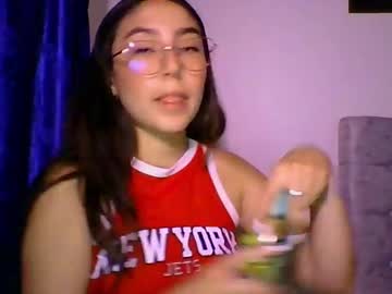 Maddiesquirt69 Chaturbate stream image from January 13, 2025