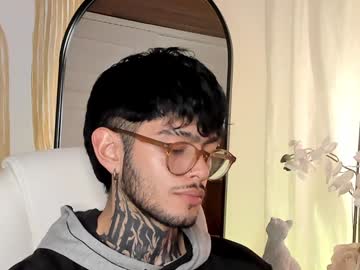 Mihailleroy Chaturbate stream image from January 13, 2025