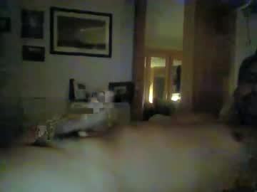 Bearboudior Chaturbate stream image from January 14, 2025