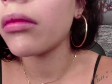 Bellarossi_Doll Chaturbate stream image from January 14, 2025