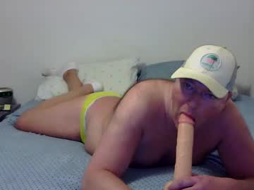 Dandyhandys Chaturbate stream image from January 14, 2025