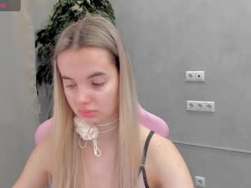 Donnaaa_Evans Chaturbate stream image from January 14, 2025