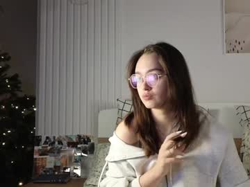 Evi_Woow Chaturbate stream image from January 14, 2025