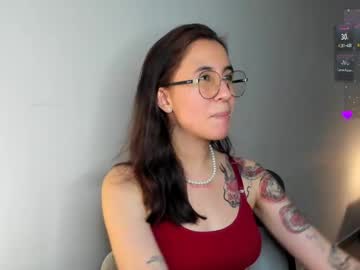 Camilaalee Chaturbate stream image from January 14, 2025