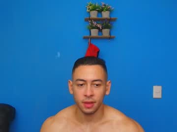 Christopher_W Chaturbate stream image from January 14, 2025