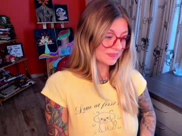Emmaa_Hostt Chaturbate stream image from January 14, 2025