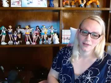 Iceyjessi Chaturbate stream image from January 14, 2025