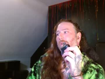 Longhair021 Chaturbate stream image from January 14, 2025