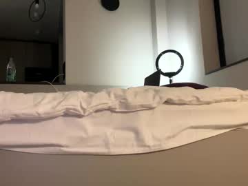 Bitter_Moon Chaturbate stream image from January 14, 2025