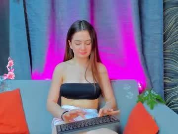 Connie_Whitee Chaturbate stream image from January 14, 2025