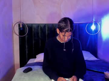 Maxim_Walker Chaturbate stream image from January 14, 2025