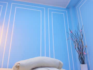 Solangel_X Chaturbate stream image from January 14, 2025