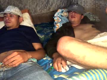 Menwhitehot Chaturbate stream image from January 14, 2025