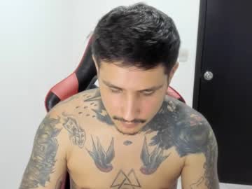 Rooswell_47 Chaturbate stream image from January 14, 2025