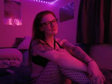 Subbypunkruby77 Chaturbate stream image from January 14, 2025
