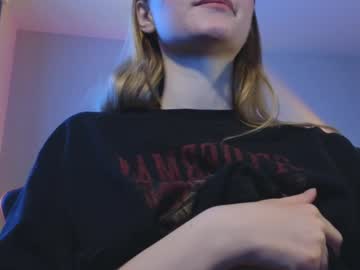 Mimichelle Chaturbate stream image from January 14, 2025