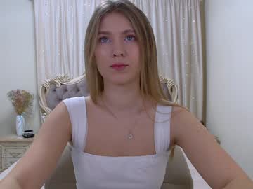 Pamelablair Chaturbate stream image from January 14, 2025