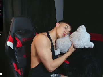 Strong_Jackxxx Chaturbate stream image from January 14, 2025