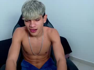Thian_Hot35 Chaturbate stream image from January 14, 2025