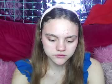 Blondmaya Chaturbate stream image from January 14, 2025