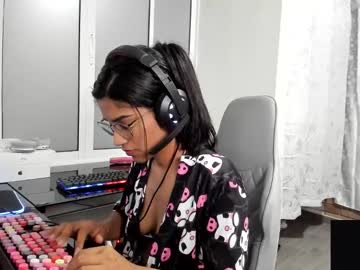 Chiarabrielle01 Chaturbate stream image from January 14, 2025