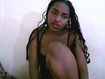 Sylviasexy27 Chaturbate stream image from January 14, 2025