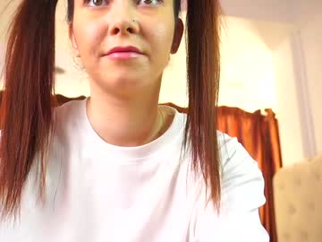 Dollface_Sophy Chaturbate stream image from January 14, 2025