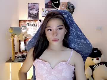 Foeheart Chaturbate stream image from January 14, 2025