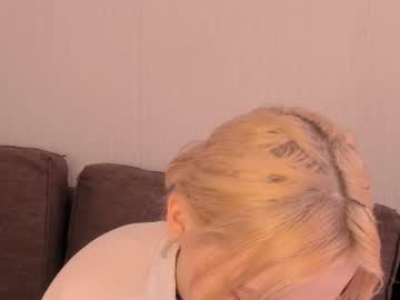 Julia_Fires Chaturbate stream image from January 14, 2025
