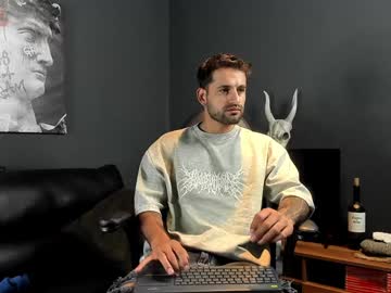 Davevilboy Chaturbate stream image from January 14, 2025