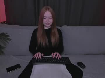 Mylieran Chaturbate stream image from January 14, 2025