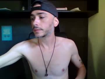 Treeckster Chaturbate stream image from January 14, 2025