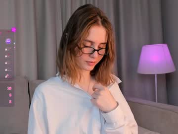 Elvahance Chaturbate stream image from January 14, 2025